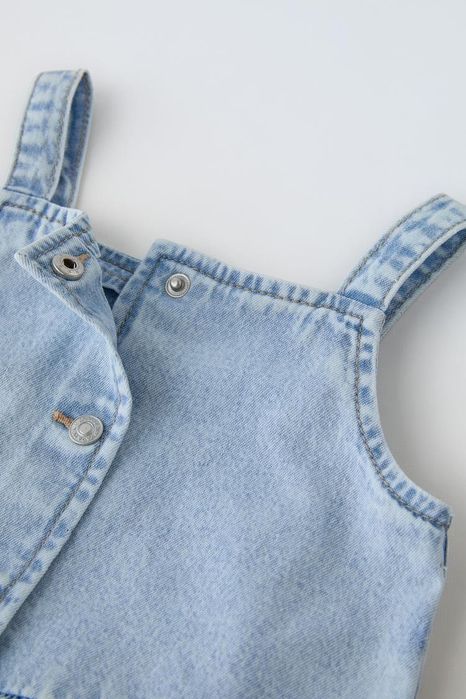 Tricou și pantaloni scurți Zara 104cm