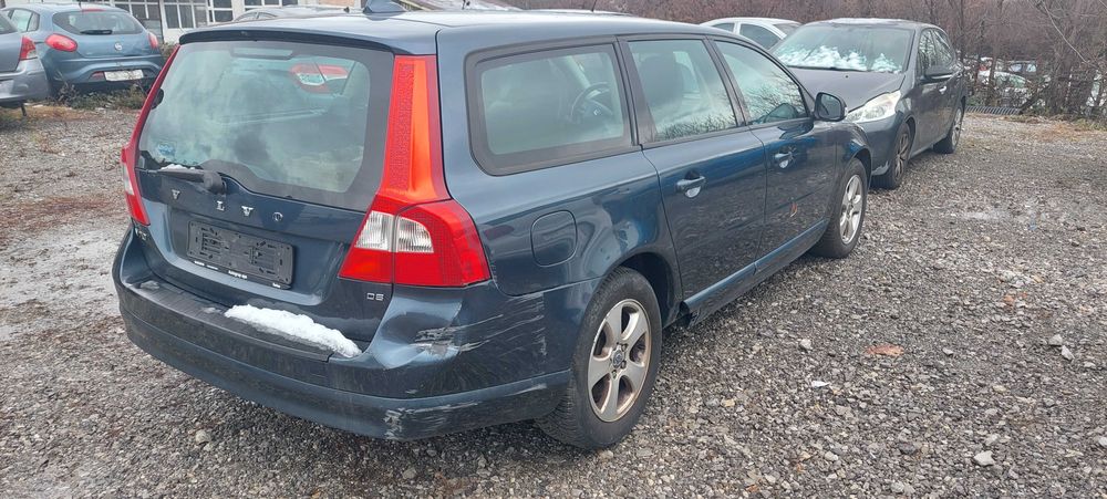 Volvo V70 2.4 D5 , Волво В70 на части!
Януари 2009
