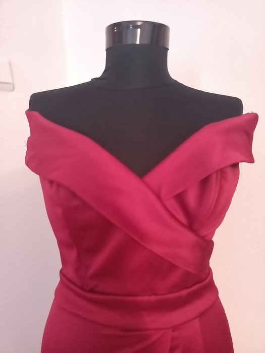 Rochiță grena, de seara