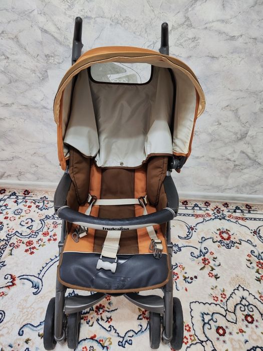 Коляска прогулочная