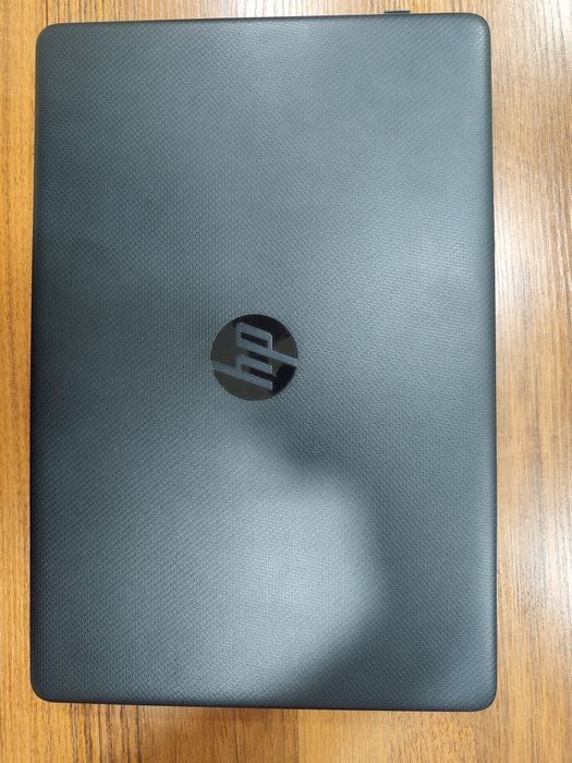 HP Laptop yengide