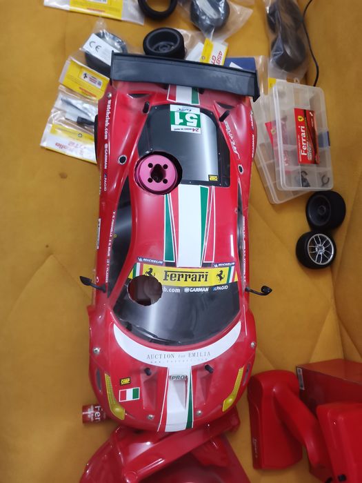 Automodel rc Ferrari 452 gt2, Nitro