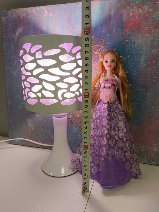 Светильник в комнату девочки
