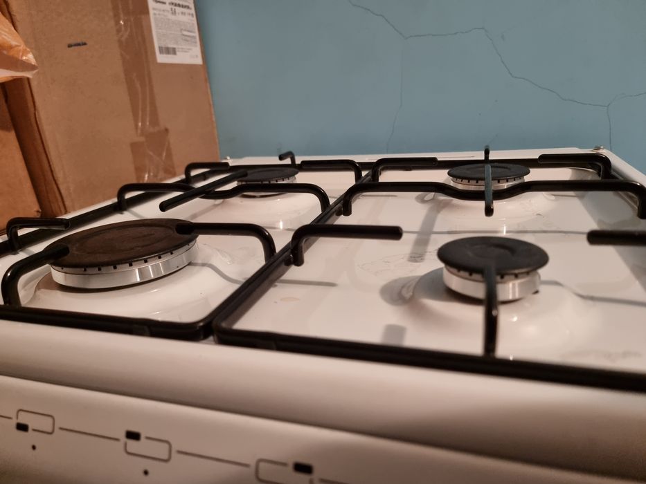 Газовая плита De Luxe