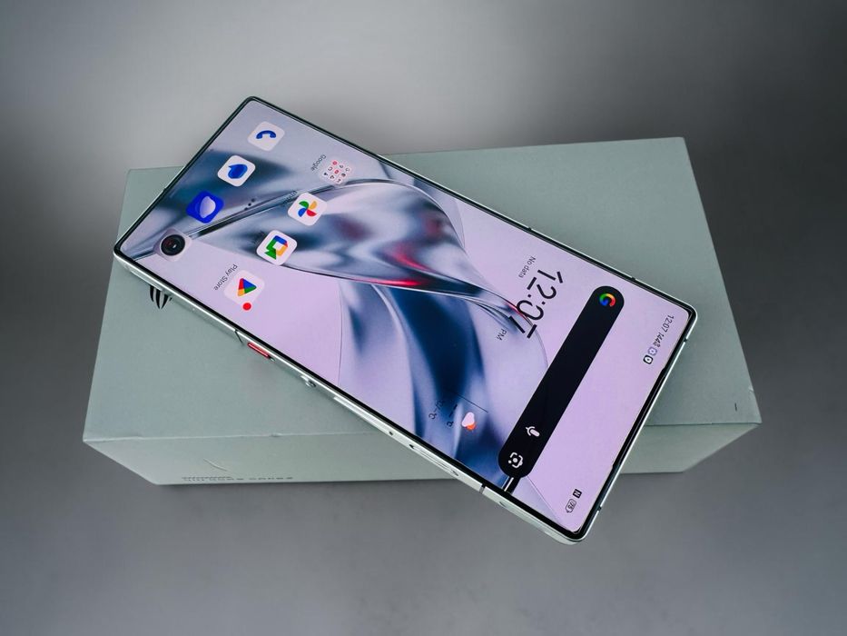 Телефон Nubia Red Magic 10 Pro 512GB 16RAM Мoonlight Перфектен! Гаранция!