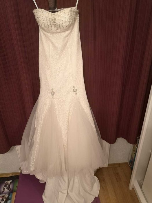 Rochie de mireasa din dantelă