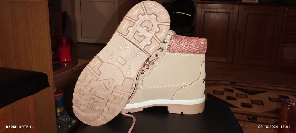 Ghete femeiești FILA