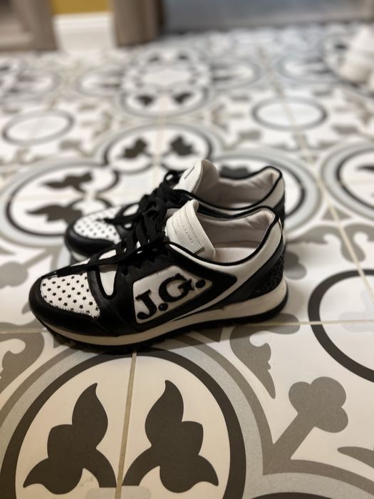 Оригинални сникърси -John Galliano