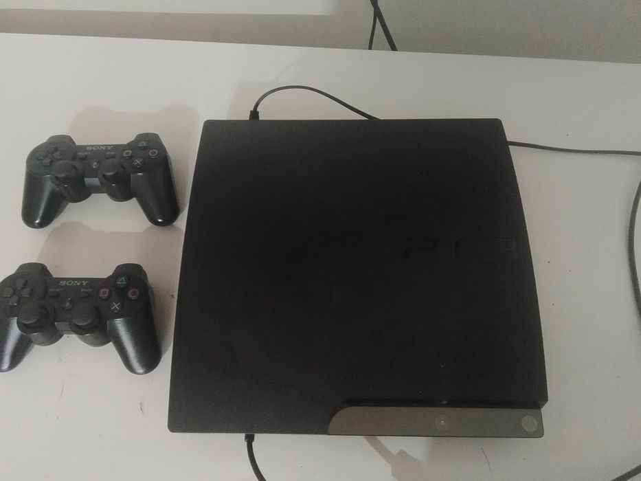 Продам Сони. Игровая приставка