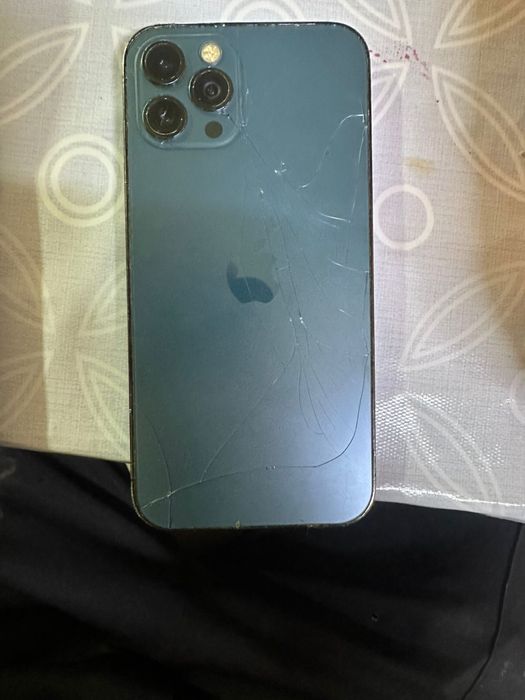 Айфон 12 про  128 гб