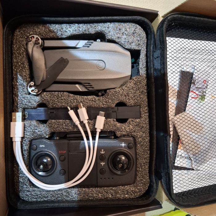 Drona  quadcopter 14+