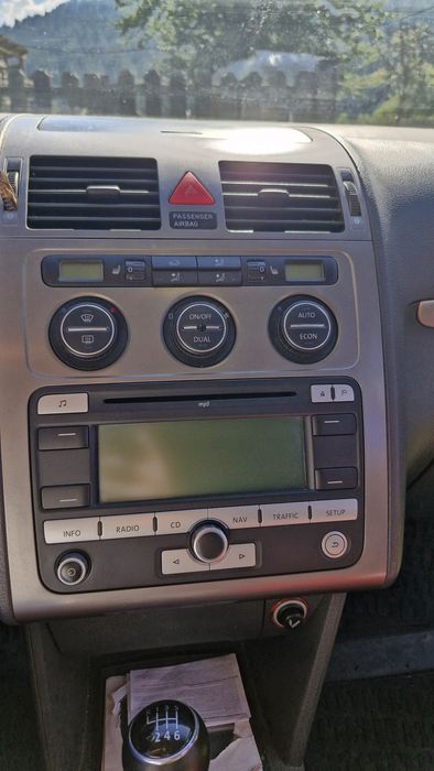 VOLKSWAGEN Touran 2007 — imagine 5