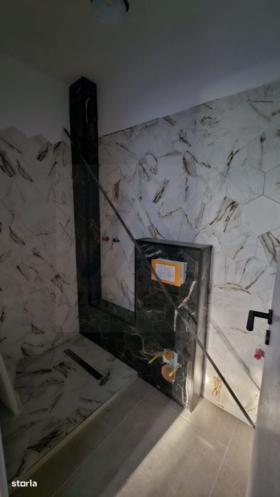 Apartament modern 3 camere 2 bai  terasa acoperita etaj 1 in Cristian