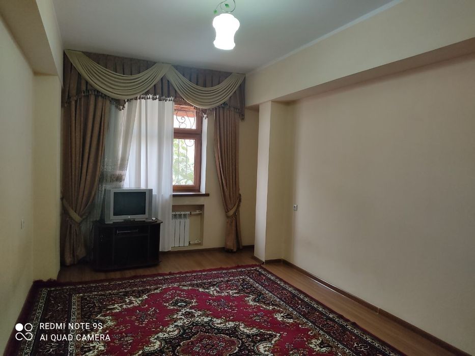 Сдается в аренду 4 комнатная квартира в центре города