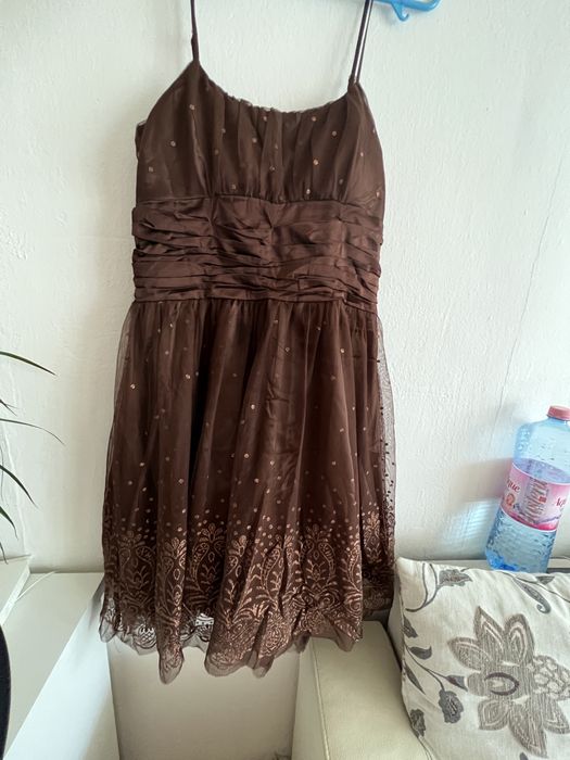 Rochie maro elegnata / rochie zi scurta