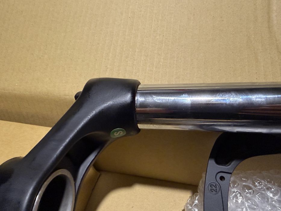 Вилка Suntour XCM 34 boost