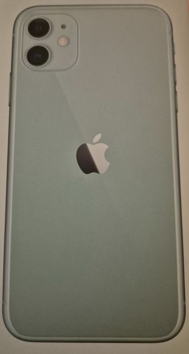 iPhone 11 в идеальном состоянии