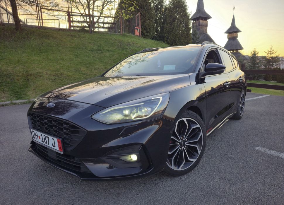 Ford Focus 2.0 TDCI Pachet ST-line full led Matrix adus din Germania nr roșii valabile