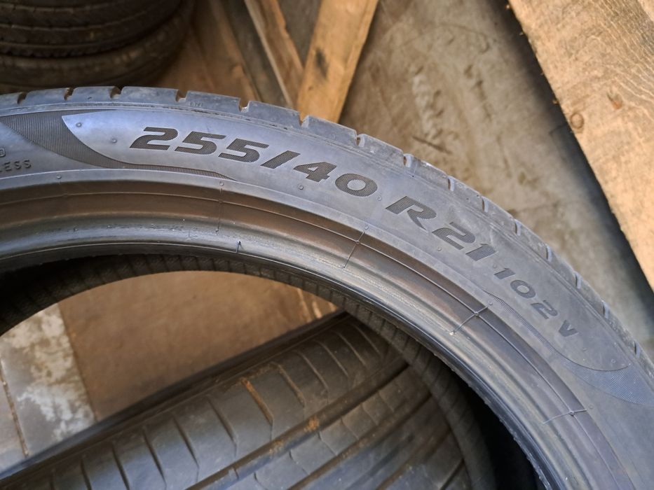 ! 2 anvelope 255/40 R21 Pirelli 2023