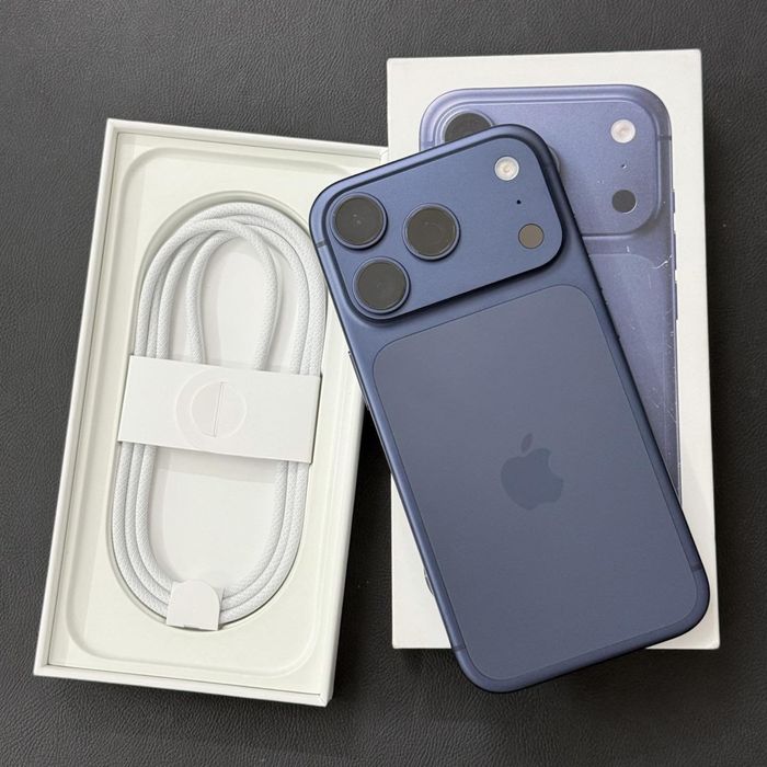 Iphone 17 Pro max 1/1 dubai
