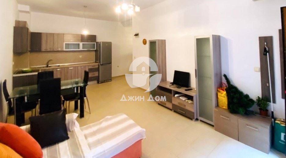 Продава се Двустаен апартамент в Поморие - 58 кв.м за 879 €/кв.м - Снимка #1