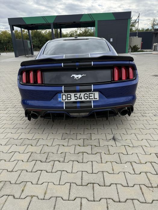 Ford Mustang 2.3 EcoBoost - 317 cp