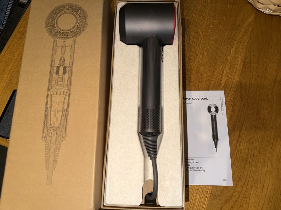 Нов сешоар Dyson