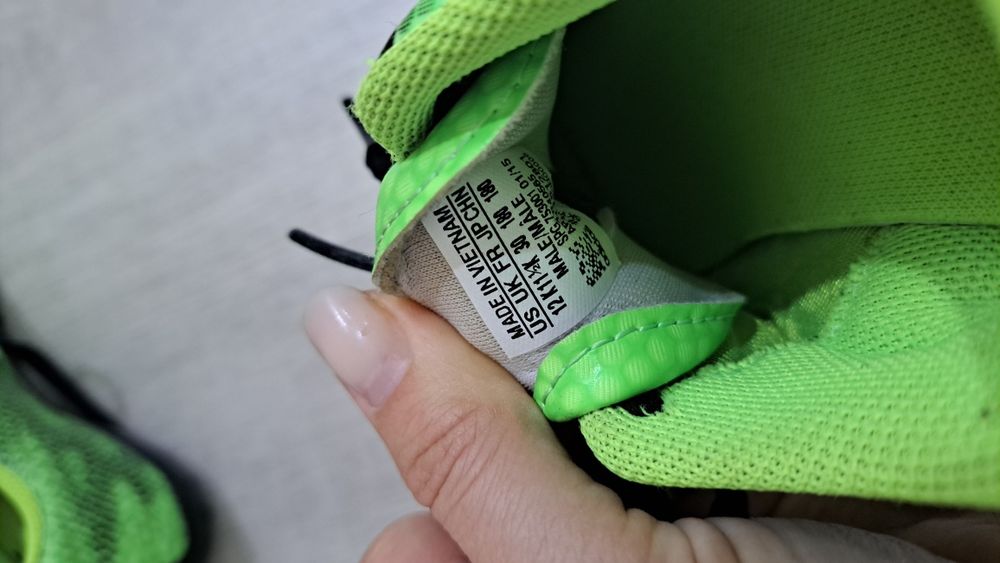 Продам бутсы адидас