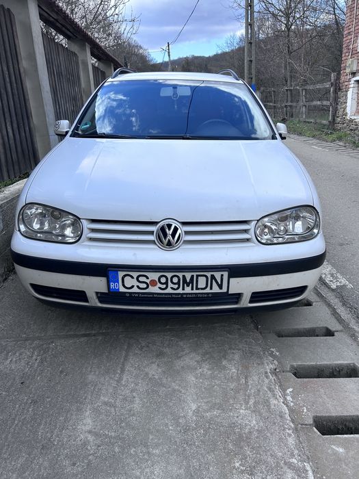 Vand Golf 4 de 1.9TDI din anul 2003