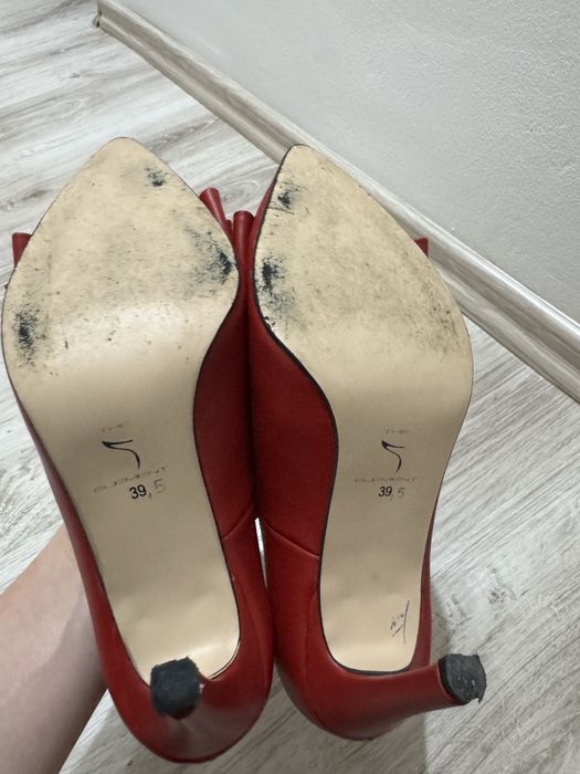 Pantofi stiletto 40 rosii The 5th Element