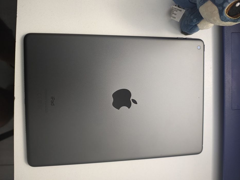 iPad generația 8