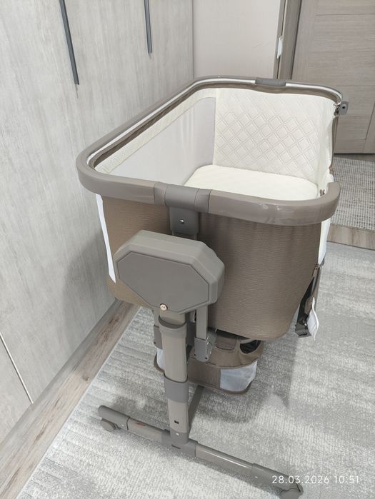 Продам кровать манеж