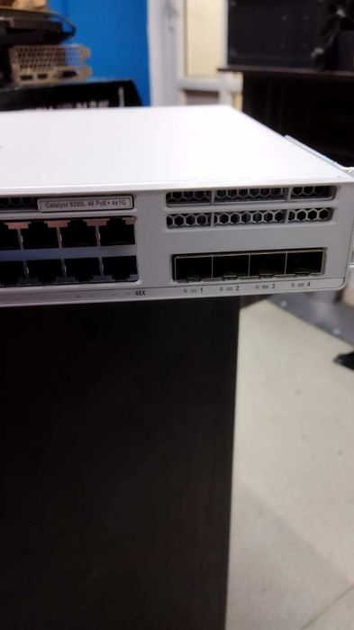 Cisco Catalyst C9200L-48P-4G-E Коммутатор
