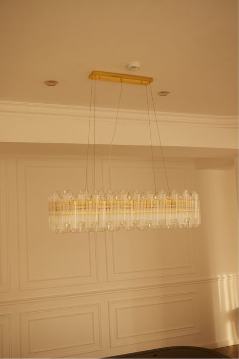 Продается люстра и бра