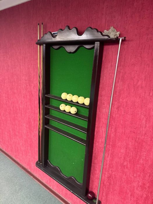 Срочно !!! Продаётся б/у билярдный стол