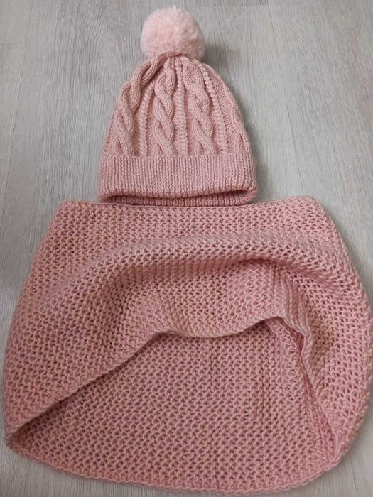 Seturi caciuli fulare handmade pentru adulti