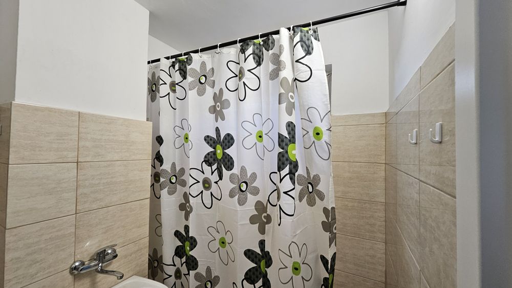 Închiriez apartament 2 camere