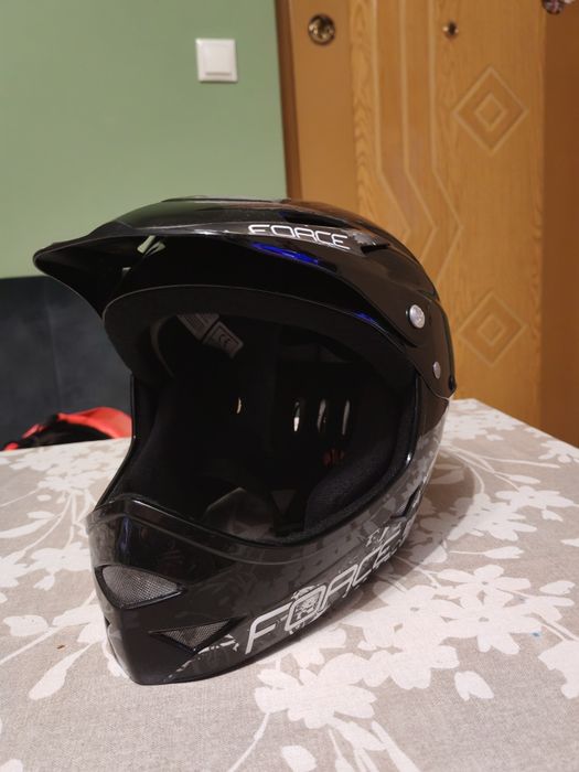 Casca full face pentru bicicletă
