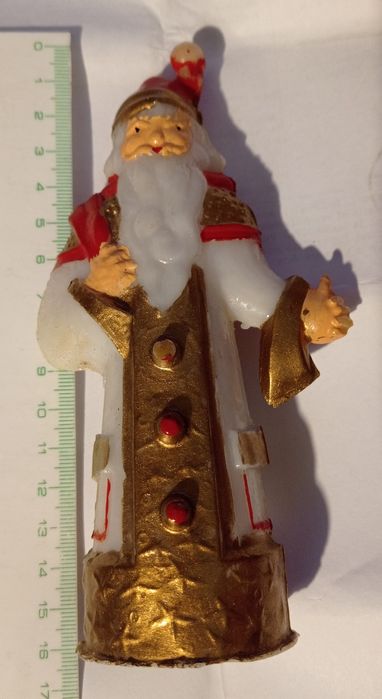 Vând sau schimb obiecte vechi.Preț în funcție de obiectul ales.