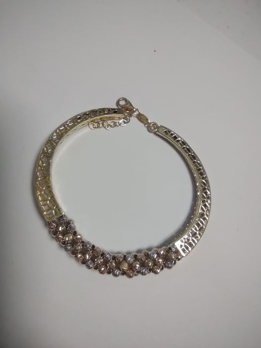 Bratara aur 14k (efn)