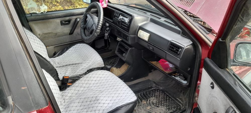 Машина Jetta 1990