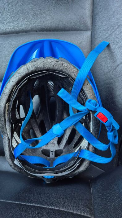 Детска велосипедна каска Giro Raze