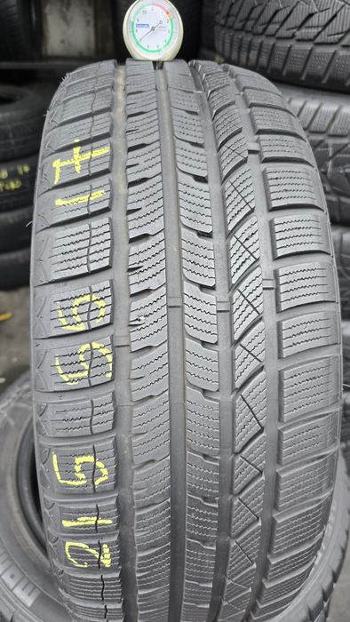 4 anvelope iarnă Momo 215/55/17