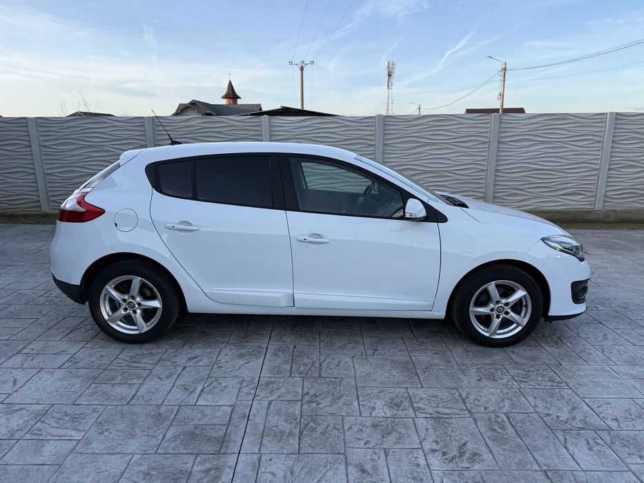 Renault Megane Paris 2014, 1.6 16V 110 CP,Incalzire scaune,Lane assist