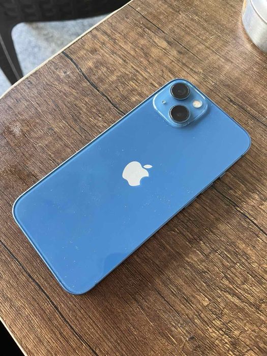 IPhone 13 син цвят