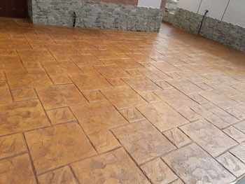Beton amprentat elicopterizat casă gard construcții pavaj tencuială pavele decorativa ieftin amenajări piatra parchet amprentat intretinere