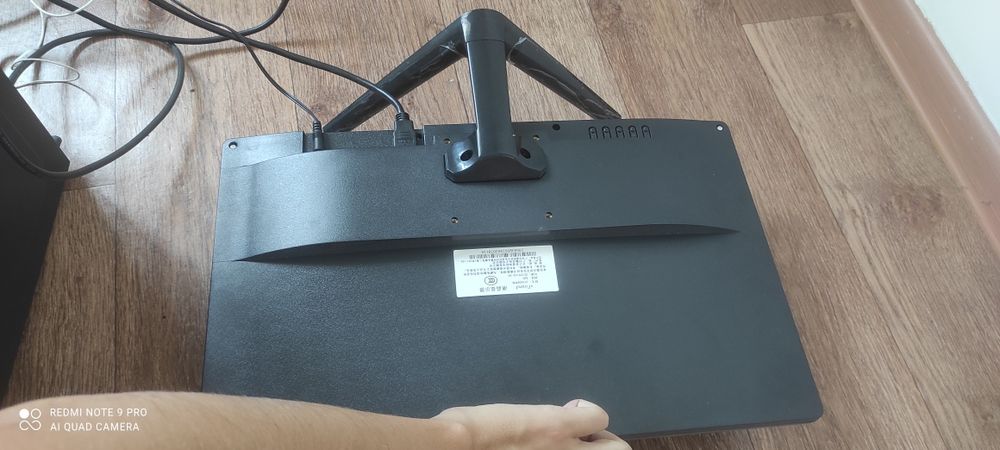 Монитор с Китая 60 герц