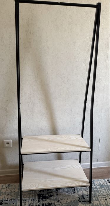 Стеллаж. Напольная вешалка