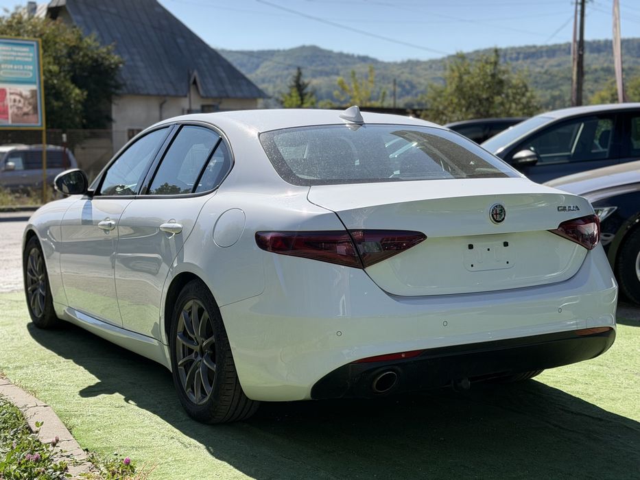 ALFA ROMEO Giulia 2018 — imagine 4