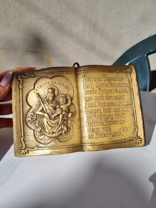 Икони и разни предмети за барбекю